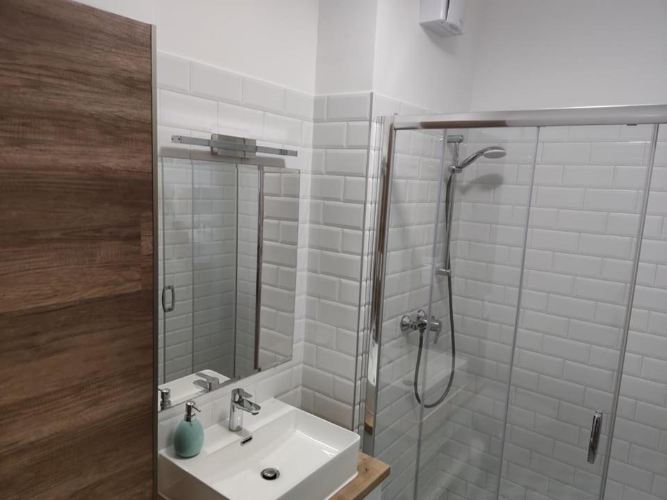 Andromeda Apartman Sárvár Buitenkant foto